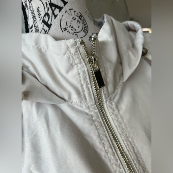 Lightweight jacket, size Large - Picture 2 of 11